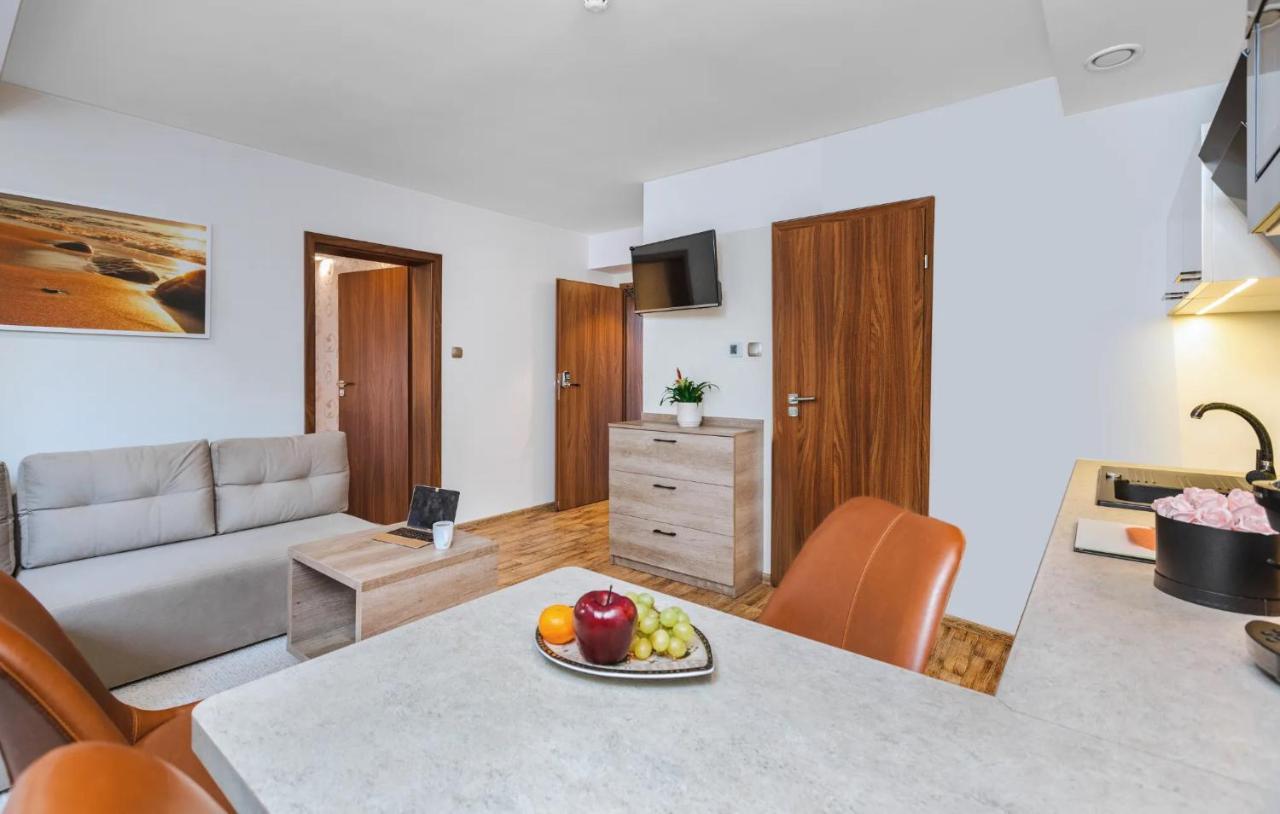 Apartamenty Czarny Kormoran Hel Exterior photo